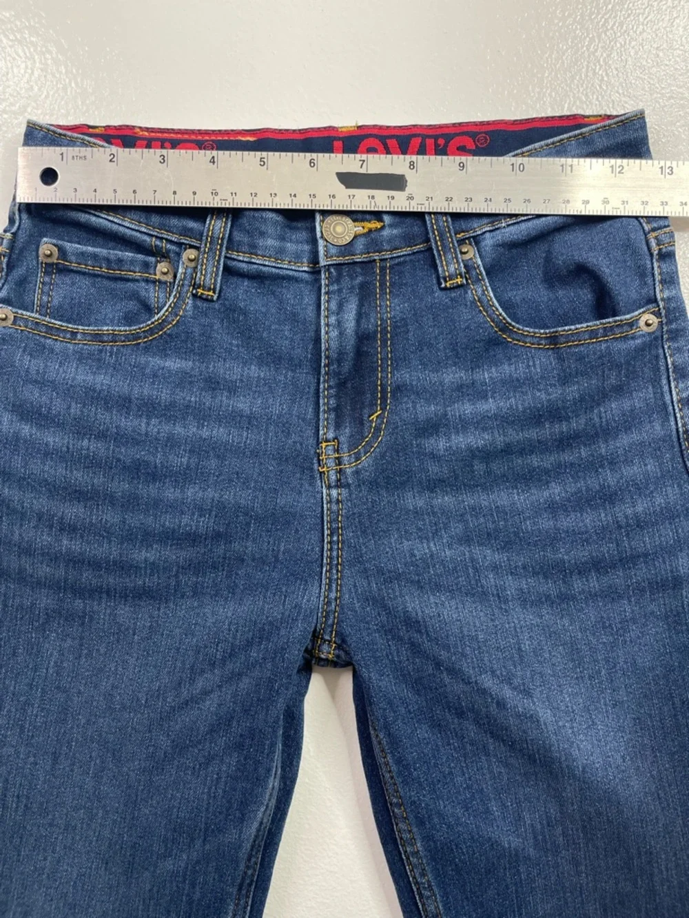 Levi's 514 Straight Fit Performance Denim Blue Jeans Boys Size 14 Reg (27x29)